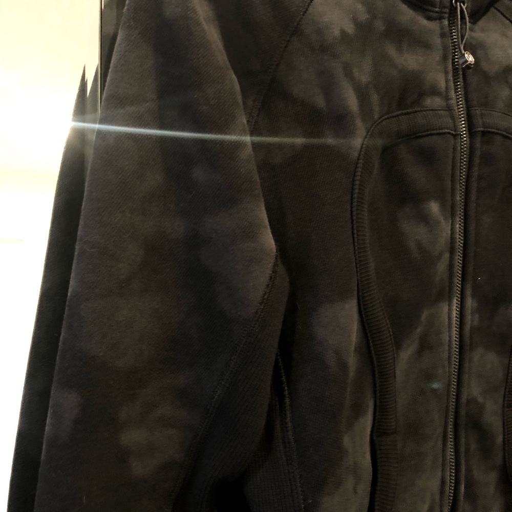 [SOLD!] 🍋 Lululemon Scuba Hoodie - Cotton Fleece - Picture 4 of 7